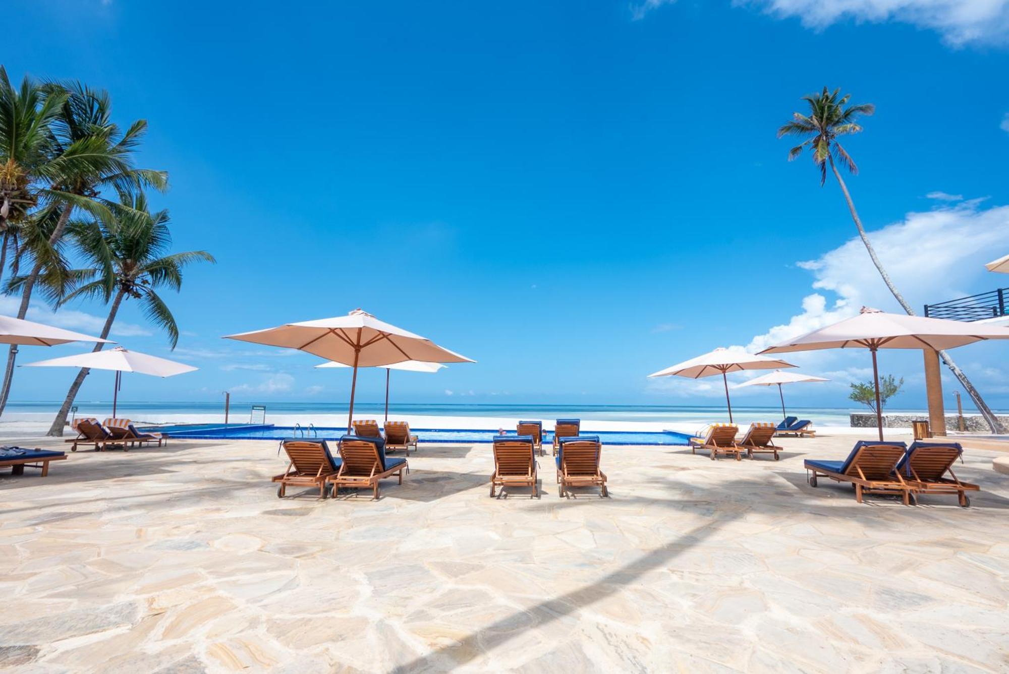 Royal Mandarin Hotel & Resort Pwani Mchangani Exterior photo