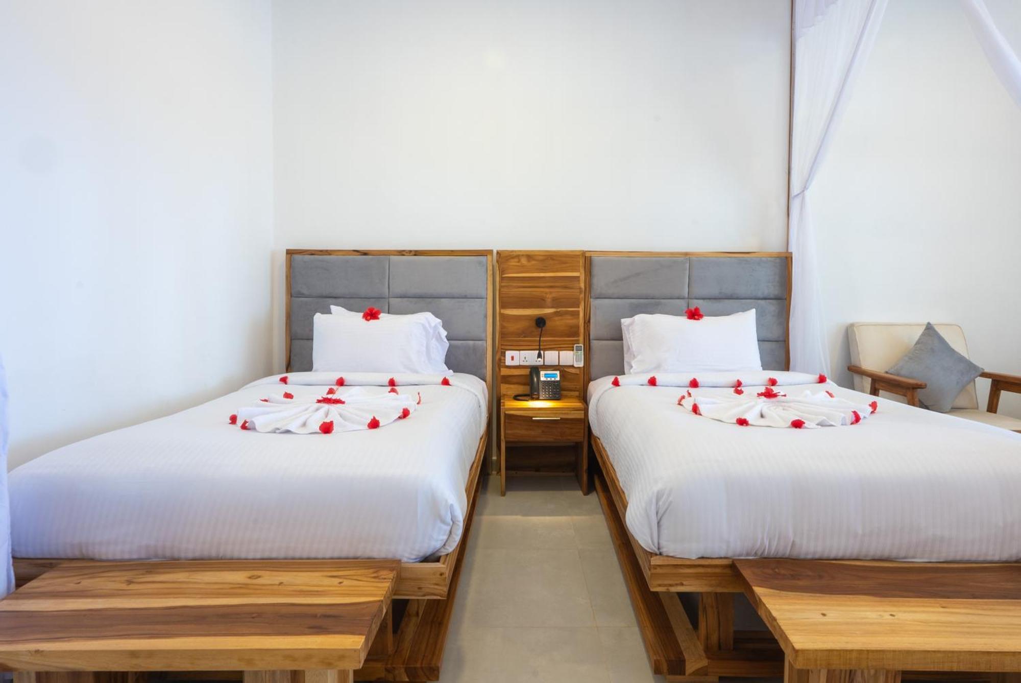 Royal Mandarin Hotel & Resort Pwani Mchangani Exterior photo